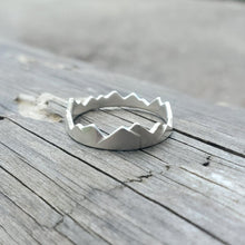 Load image into Gallery viewer, Mountain Ring