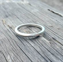 Load image into Gallery viewer, Mobius Ring